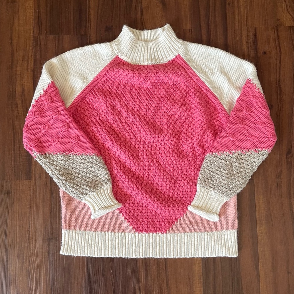 Loft pink and white sweater, new, size small